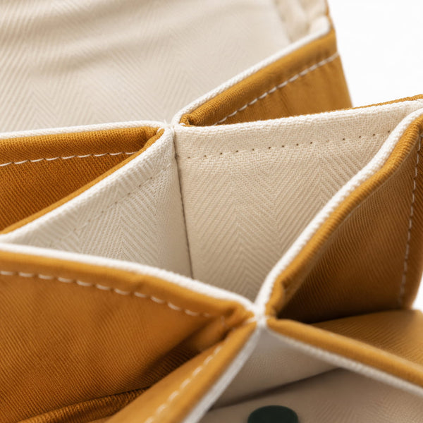 Pica pica fan wallet