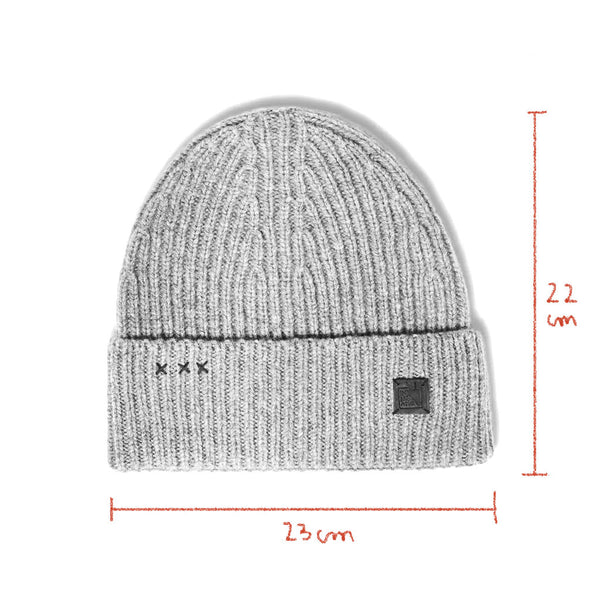 Light grey wool beanie Sciurus vulgaris - Embroidery edition