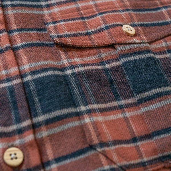 Brown checks flannel shirt Aquila chrysaetos